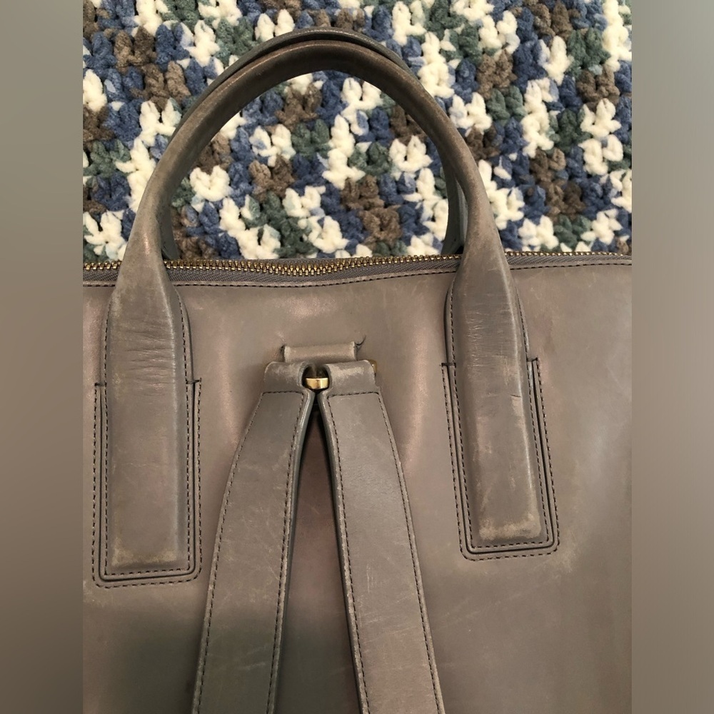 Sarah White SW0914 Backpack - Dove Grey - Picture 9 of 15